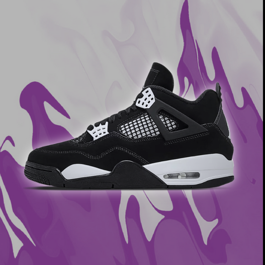 Jordan 4's WHITE THUNDER