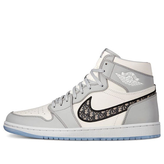 Air Jordan 1 Retro High Dior